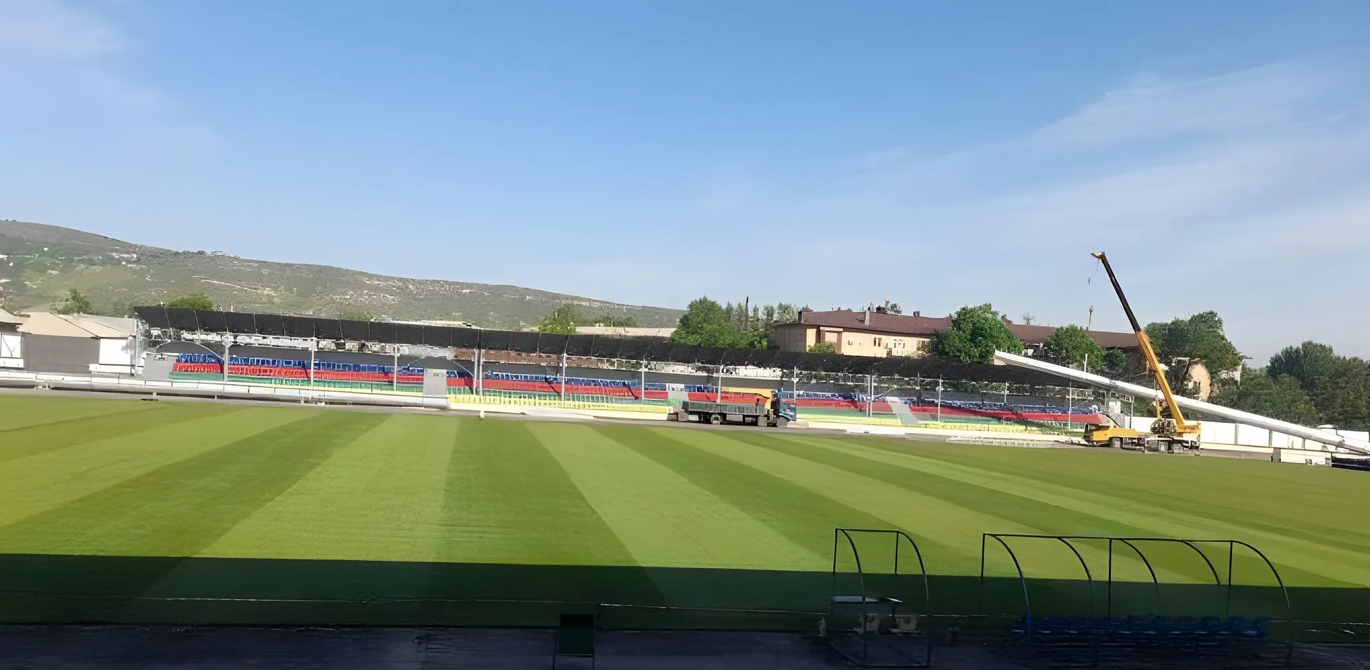 “Kurmanbek” stadioni